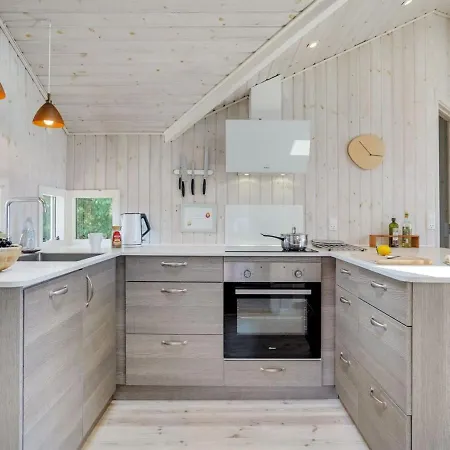 Holiday Diertje - 10m From The Sea In Funen By Interhome Holiday home Otterup