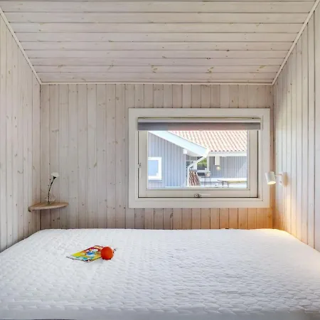Holiday Diertje - 10m From The Sea In Funen By Interhome